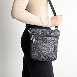 Baggallini Pocket Crossbody Bags